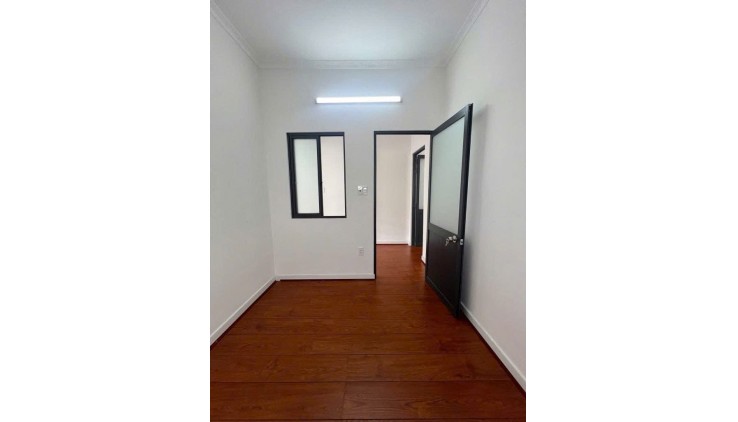 Bán Nhà Hẻm Xe Hơi Thủ Đức, Giá Rẻ-60M2-Hoàn Công-3,9 tỷ Thương Lượng
